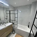 Comfortable With Parking - Riviera Appartement Antibes