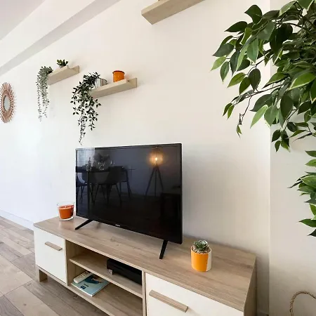 Appartement Comfortable With Parking - Riviera